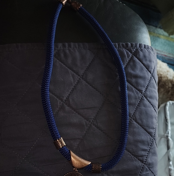 BOHO CHIC EUC WOMEN'S CORD AND CIRCLE LIFE CHARM NECKLACE - Picture 6 of 6